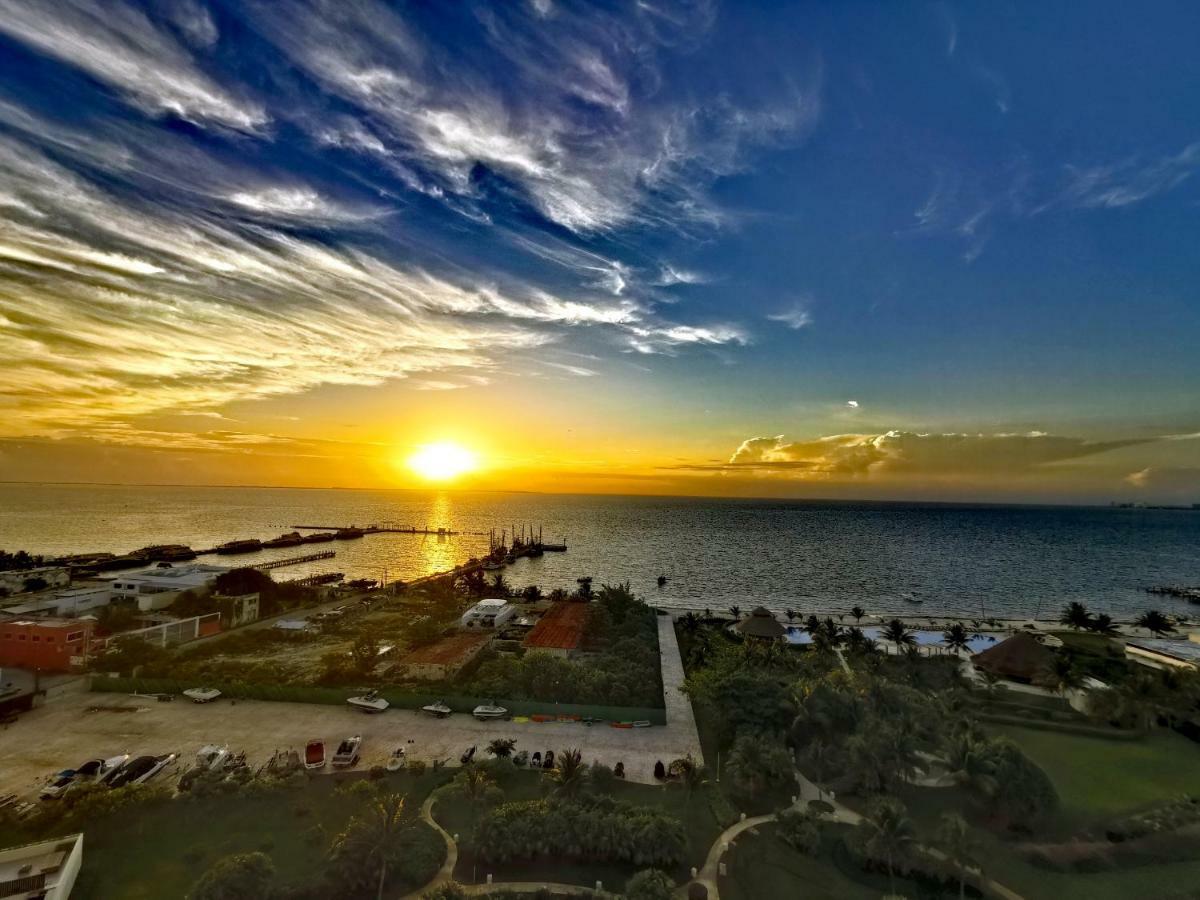 Pent House Amazing View Beachfront Канкун Екстер'єр фото